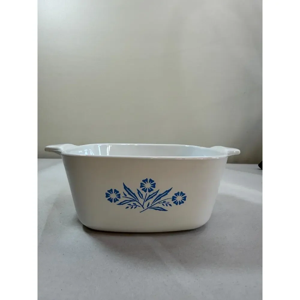 Vintage Corning Ware Cornflower 3/4 Cup Petite Pan Pour Spout Mini Saucepan USA